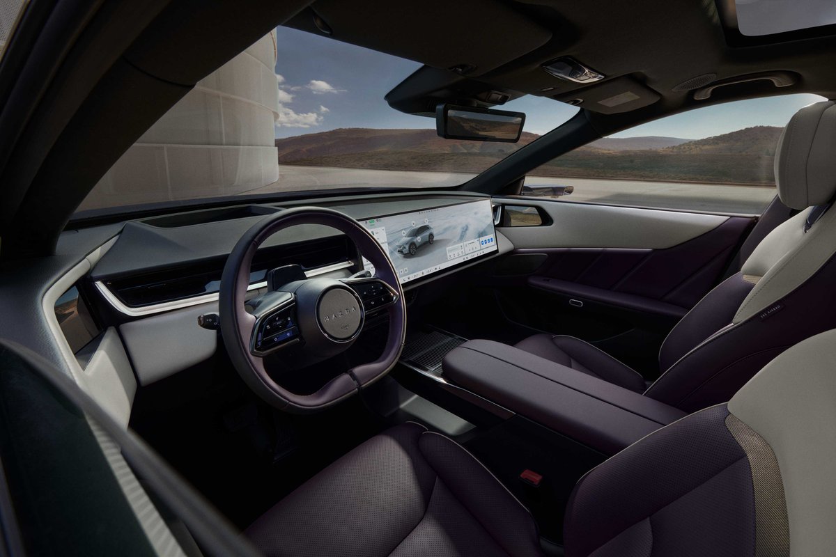 autoliveris's tweet photo. https://t.co/A9hVJVouMKτο-ολοκαίνουργιο-mazda-cx-6e-στην-ελλάδα/ https://t.co/RiLPE6alIx