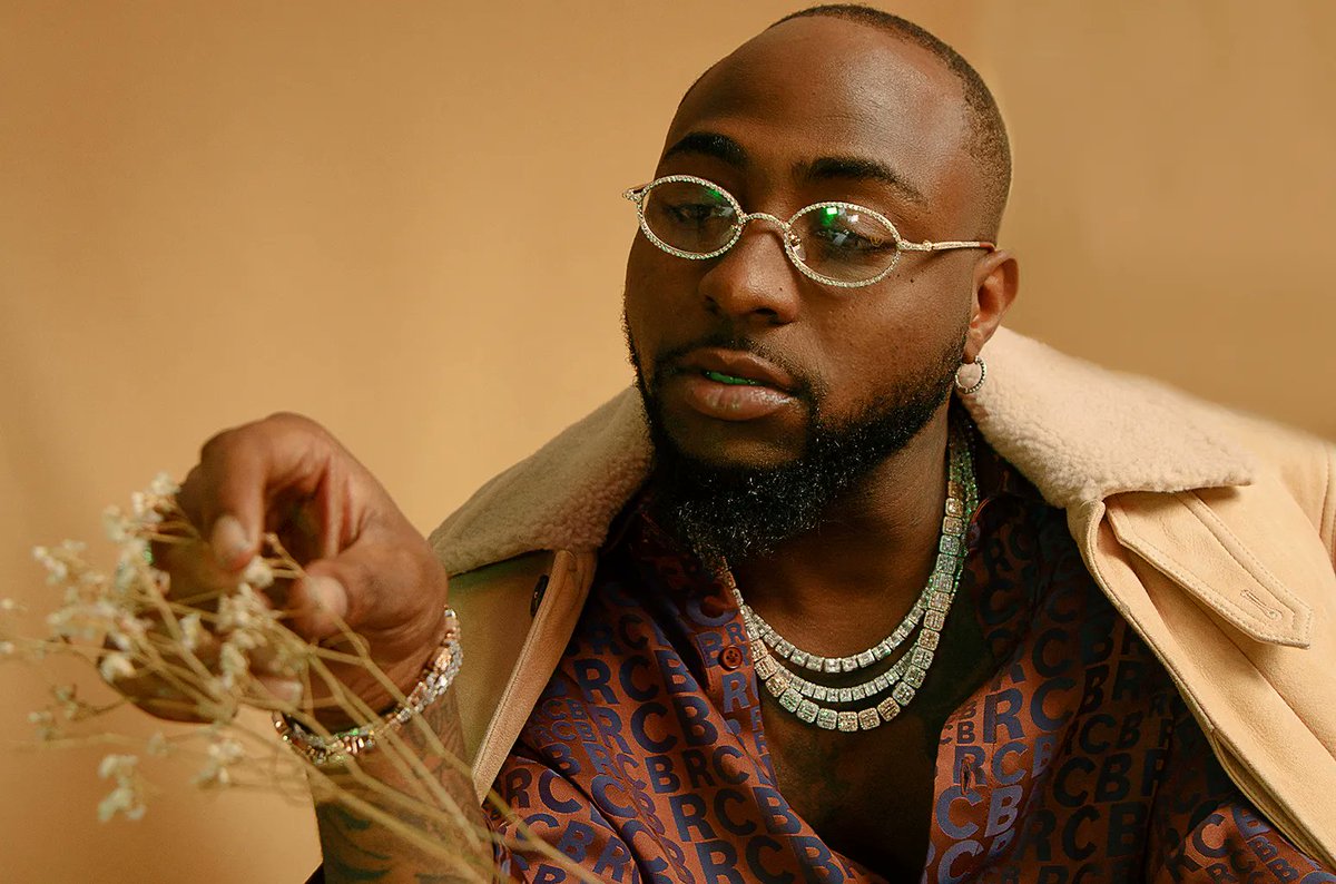 CapricornFM's tweet photo. #ChartBattles | Tune in as @vusialphaa dives into a clash between "I Know Who I Be" by Davido ft. Jazzwrld & GL_Ceejay and "Ibandla" by Ruff ft. Emtee, Sjava & Saudi.
Pick your favorite on WhatsApp: 079 899 6226. https://t.co/6zEUhVk4aM