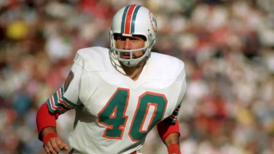 mustbemarisa87's tweet photo. 40 days until the NFL season. Today we’re showing love to #40 Dick Anderson.

Dick Anderson is one of the most iconic safeties in Dolphins history and a cornerstone of the “No-Name Defense” that carried Miami through the early ‘70s. Drafted in 1968, he spent his entire 9-year career with the Dolphins. 

Anderson racked up 34 interceptions, earned NFL Defensive Player of the Year in 1973, and was a 3× Pro Bowler. He played a massive role in both Super Bowl wins, including the legendary 1972 perfect season.