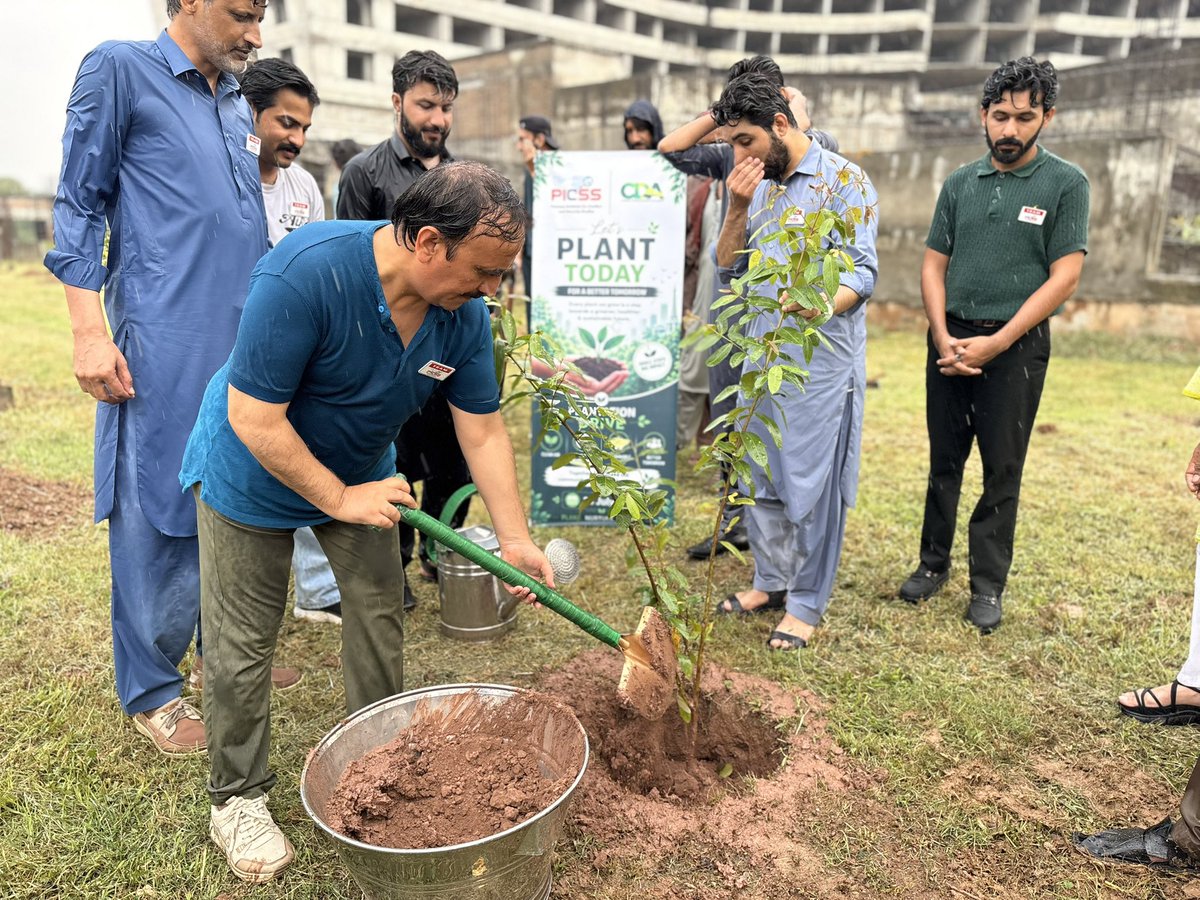 PICSSIsb's tweet photo. Lets plant today for a better tomorrow https://t.co/nFA7ZCIeFd