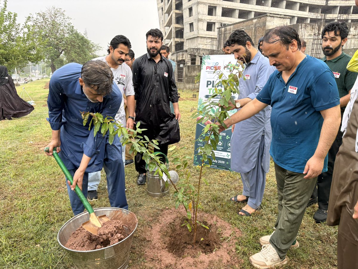 PICSSIsb's tweet photo. Lets plant today for a better tomorrow https://t.co/nFA7ZCIeFd