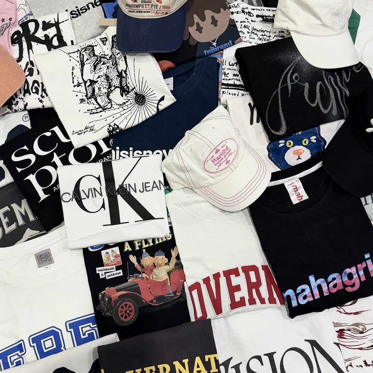 studio_doublep's tweet photo. (สปอยเสื้อ หมวก รอบใหม่) ลงพรีวิวเต็มวันพรุ่งนี้ลงขายวันอาทิตย์กด follow กันไว้ก่อนน้าจะได้ไม่พลาดตอนลงพรีวิวเต็มคับ 🌺🫸🏻🤍🫷🏻𓈒𓏸 เสื้อหมวกมีมากกว่าในรูป https://t.co/ZIZTx5xi3E