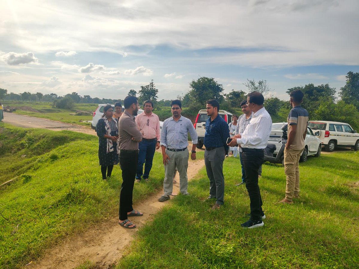 Collector & DM, Balangir tweet media