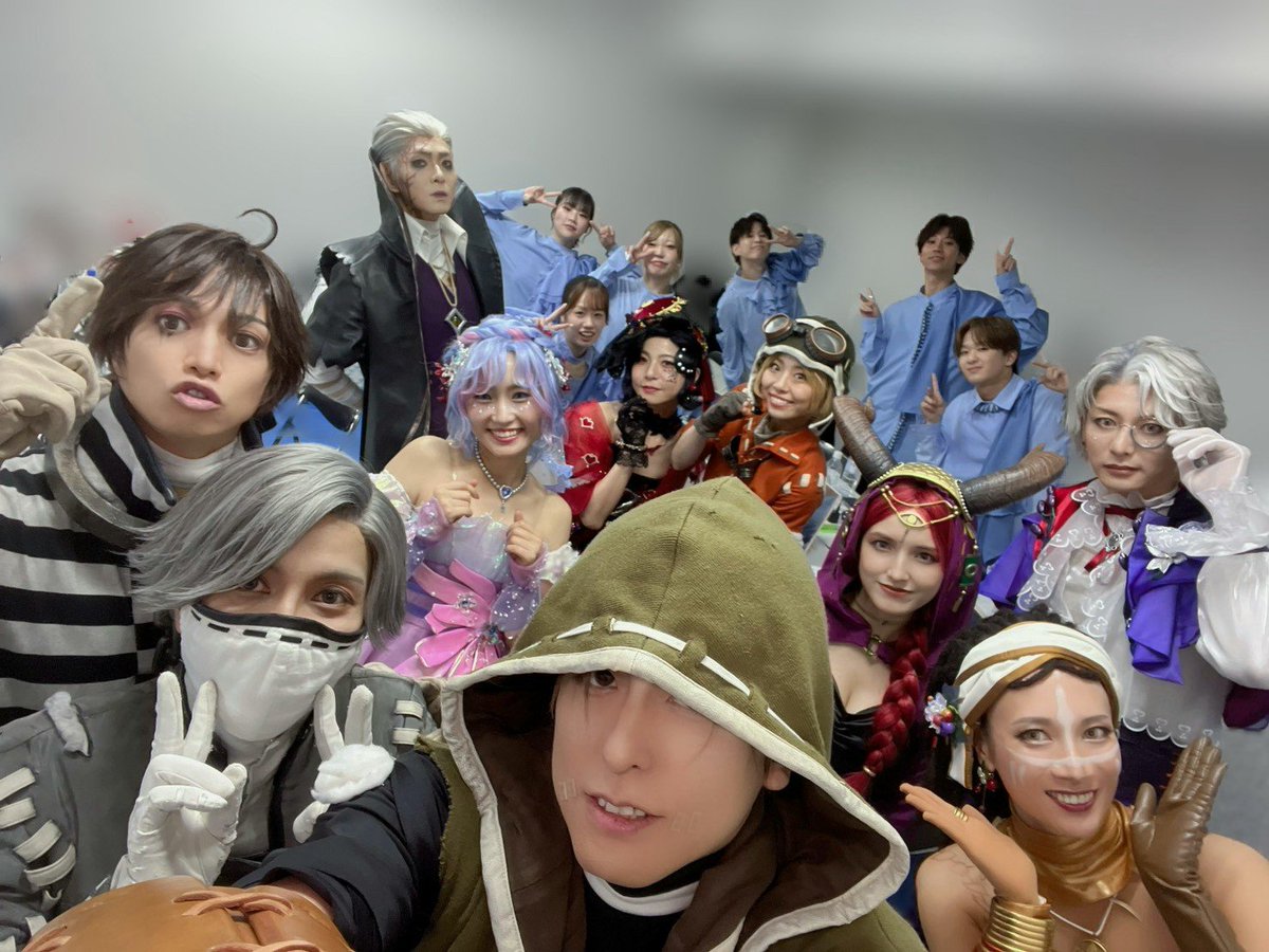 igarappe715's tweet photo. #第五人格8arty

Day1
オープニングアクト、ダンスパフォーマンス、8周年記念ダンスのレクチャーなどありがとうございました！！

#第五人格8周年
#第五舞台
#IdentityV https://t.co/rYcaIi5dLg
