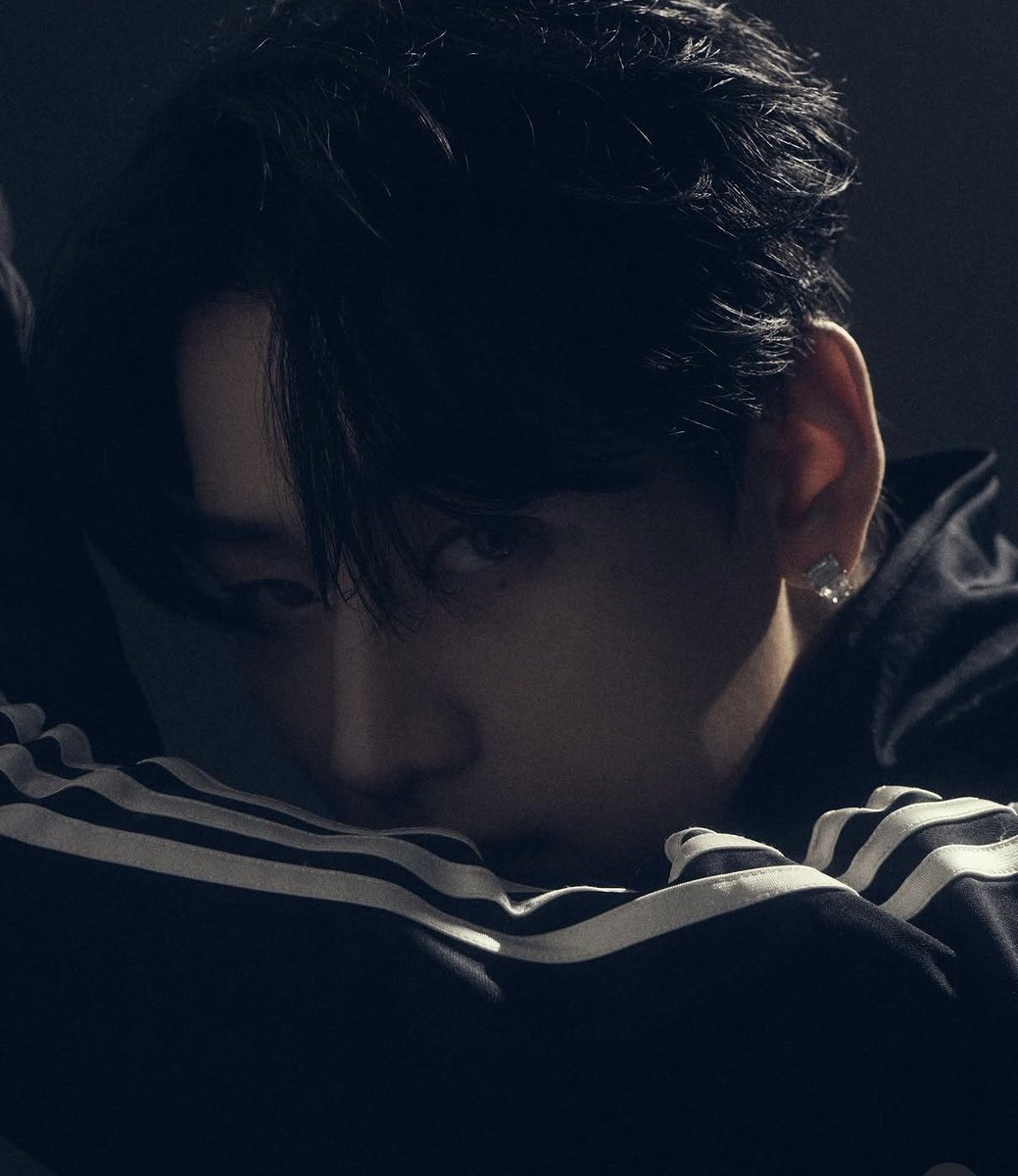 Thairath_Ent's tweet photo. ตะหนูของมัมหมี โหมดพี่กันต์ หล่อมากค้าบบบบ มัมหมีปลื้มมากงับ 

#AdidasxBamBam 
#adidasOriginals 
#adidas 
#adidasThailand
#BamBam #뱀뱀 https://t.co/EpmCnXU9YP