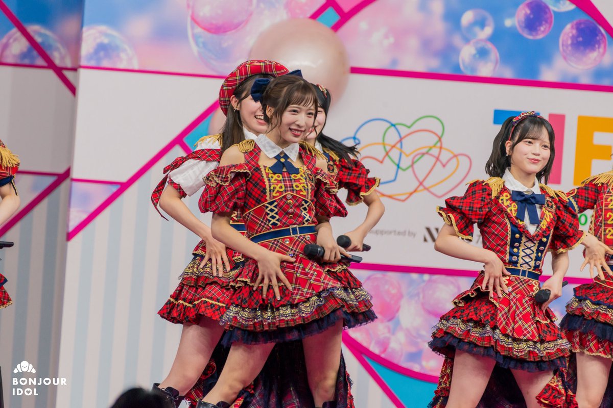 bonjour_idol's tweet photo. 【#TIF2026】

We ended our day with AKB48 performing songs both old and new into the night at SMILE GARDEN 💫

...but more photos from today to come soon!

@AKB48_staff @TIP_TIF_staff
#AKB48 #BonjourIdol https://t.co/CMX8YquO5C