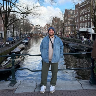 adyharp's tweet photo. #NewProfilePic https://t.co/go3y0HZ4jd