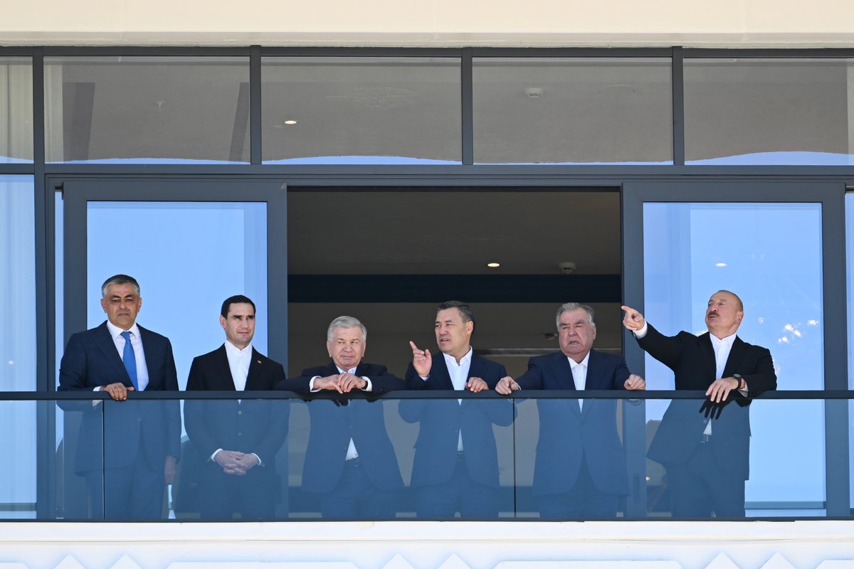 presidentaz's tweet photo. During the inauguration of the five-star Baku Resort &amp; Spa Hotel on the shores of Issyk-Kul Lake in Kyrgyzstan

https://t.co/7Q99eWWHTw https://t.co/WWStCX6sTP