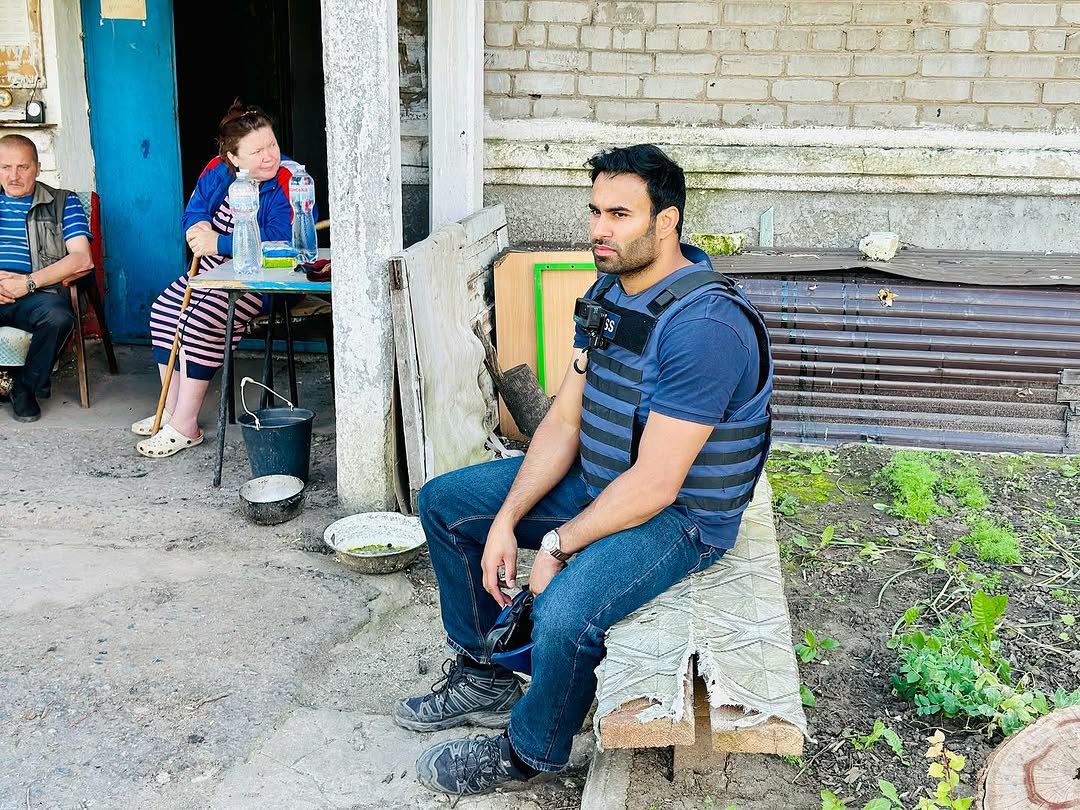 AliKazimi41's tweet photo. First on the scene. Focused on the facts. Committed to the truth. While the world reads the news, I'm standing where it happened. Reporting from the crime scene, documenting facts, preserving evidence, and telling stories that matter

#Photojournalist
 #OnAssignment
#Lebanon https://t.co/3bfzYjFZZT