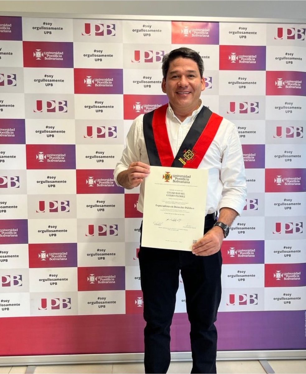 JoseRLarrarteG's tweet photo. 🔴#ESNOTICIA🔴

A las 9AM se reúne la Junta directiva de la Corporación CAR (@CorporacionCVS) para escoger al nuevo director, en el hecho, la mejor hoja de vida la obtiene el actual director encargado César Otero Flórez (@cesarrarael) quien seguramente será elegido.

Enhorabuena! https://t.co/k9d0BUhJ8S