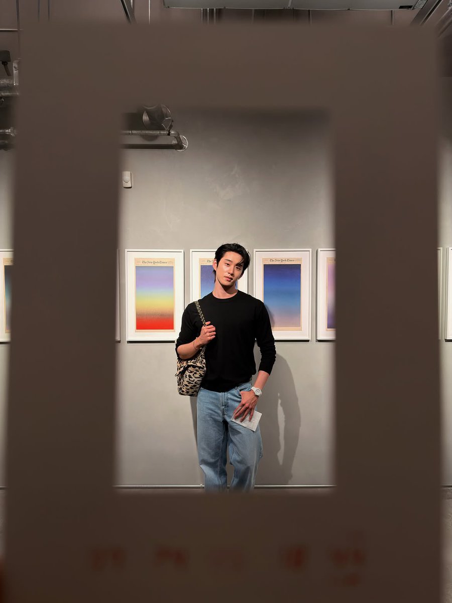harxeuphoria's tweet photo. EST INSTAGRAM UPDATE!! 🥵🖤

🦈: soft hours 🖼️

꒰ #est_rvp ꒱ https://t.co/uZ4xi2IQXS