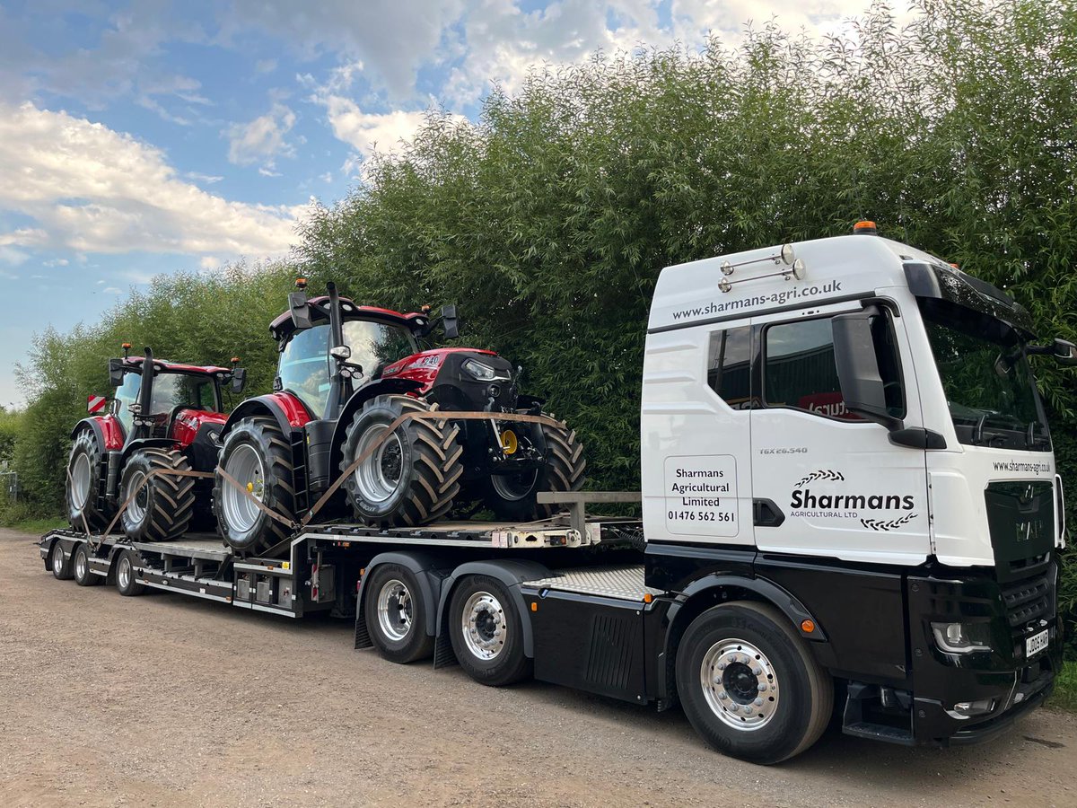 Sharmansagri's tweet photo. 🚨 SOLD - Ex Demo Case IH Puma 260 and New Puma 240!
Delivered to Huddlestone Farming on a lovely warm day 🤩
Sold by Andrew Channing, our Lowdham Area Sales manager - you can contact him on 07464 544473 to discuss any requirements you have ☎️
#Sold #CaseIH #SharmansOfLowdham https://t.co/DZZjTZT7N3