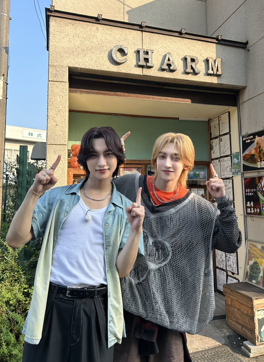 roirom_official's tweet photo. 明日OA情報👑

📺日本テレビ「#ロイロム鉄道」初回放送14:30-15:00
📺日本テレビ「小泉孝太郎の #地元フルコース」15:00-16:55

お楽しみに！

#ROIROM https://t.co/RlTrgcCvQn