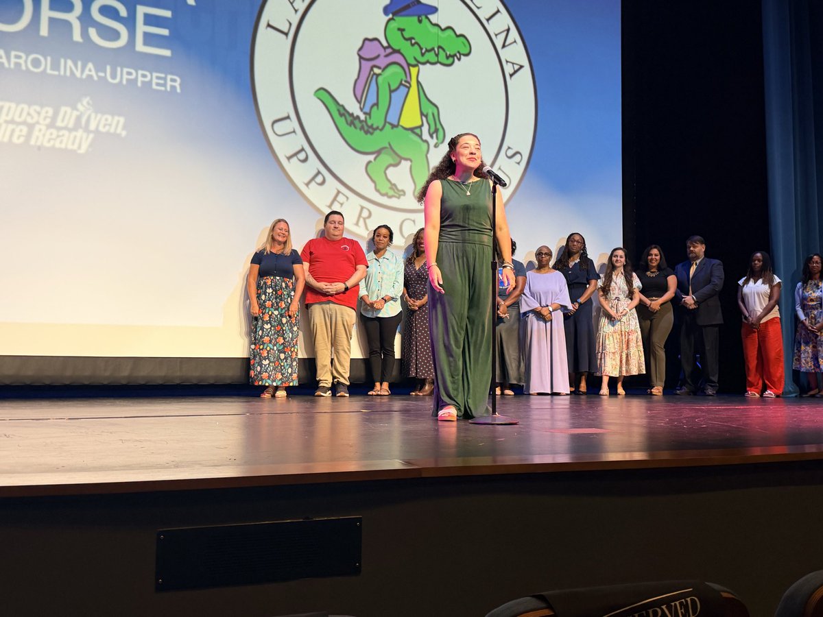 RichlandTwo's tweet photo. 🌟 Our educators are the heart of Richland Two, and today we’re celebrating every one of them. Thank you for choosing to make a difference every single day. #LeadingTheFutureOfLearning https://t.co/wBUNXCGor8
