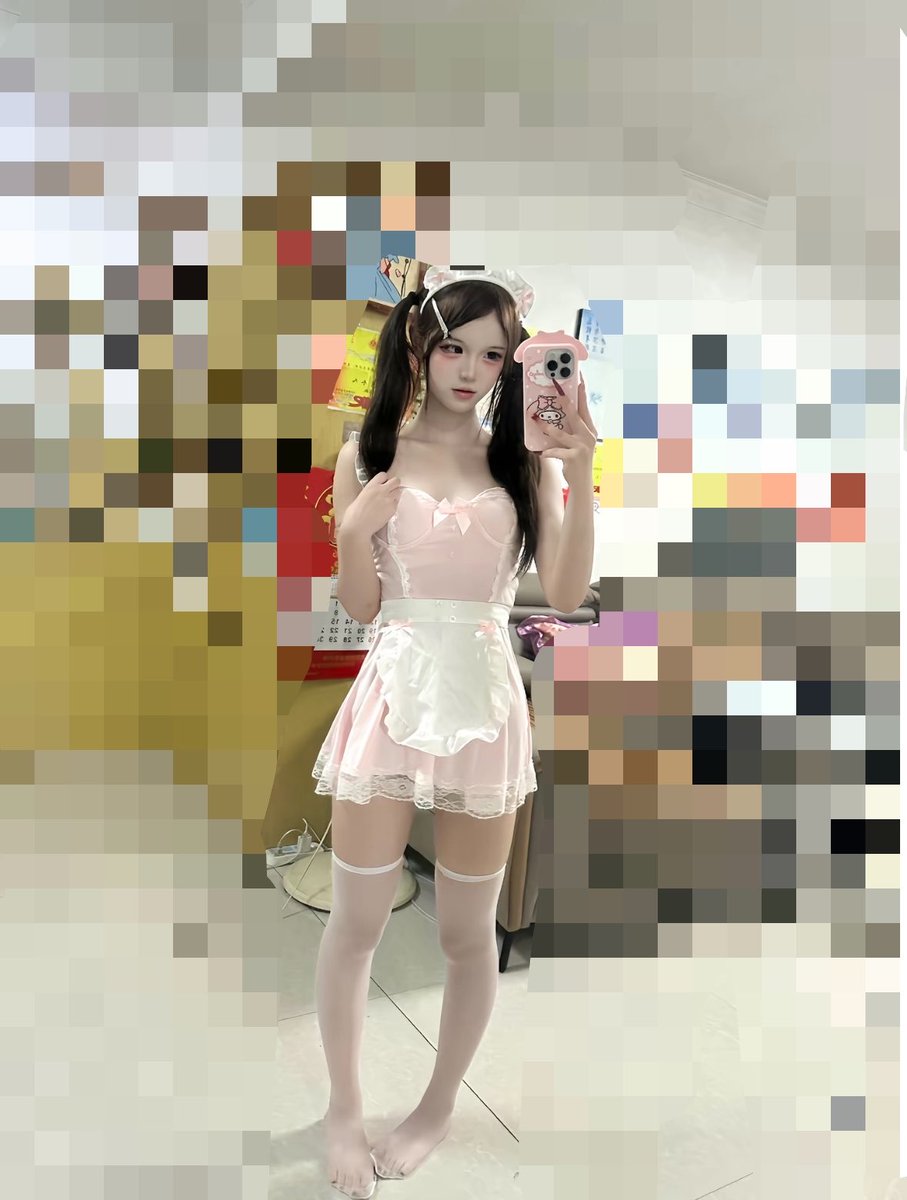 lelejiangx's tweet photo. 小萝莉！好喜欢这套衣服
#萝莉 #女大 #反差 https://t.co/lo3OfUp2Pv