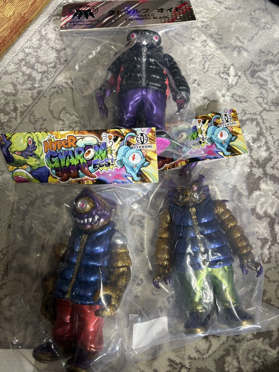 jb_dtf's tweet photo. 最高な3体が届きました🔥
@gyaromi 
@kaoring0_1 
@dokuro_uc 
#GYAROMI
#Cthulhuoid
#ナーガオイド
#地獄鮫オイド
#hypergyaromifes https://t.co/GmB0X7WmU4