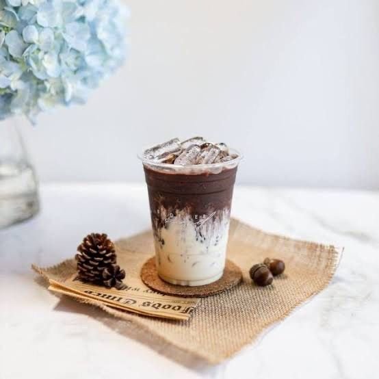 vananclly's tweet photo. @ivegauei ᅠ
☕  Iced Vanilla Latte 1×
☕  Iced Dutch Chocolate 1×
☕  Iced Dark Chocolate 1×
🍹  Rose Tea 1×
ᅠ https://t.co/yBCIW3E8p1