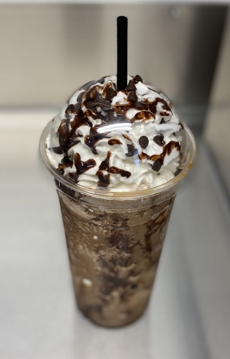 vananclly's tweet photo. @ivegauei ᅠ
☕  Iced Vanilla Latte 1×
☕  Iced Dutch Chocolate 1×
☕  Iced Dark Chocolate 1×
🍹  Rose Tea 1×
ᅠ https://t.co/yBCIW3E8p1