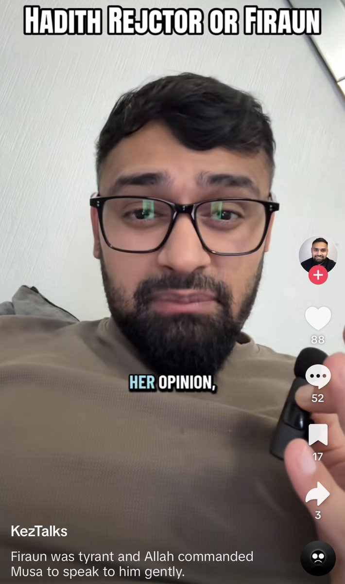 JUSTISxx5's tweet photo. This is easily the most performative, clueless clown on TikTok. Imagine slandering actual Dawah creators while moving like a literal industry plant for Hadith rejectors like Ayah and Earth-to-Khadijah. https://t.co/A0yD6i2kVA