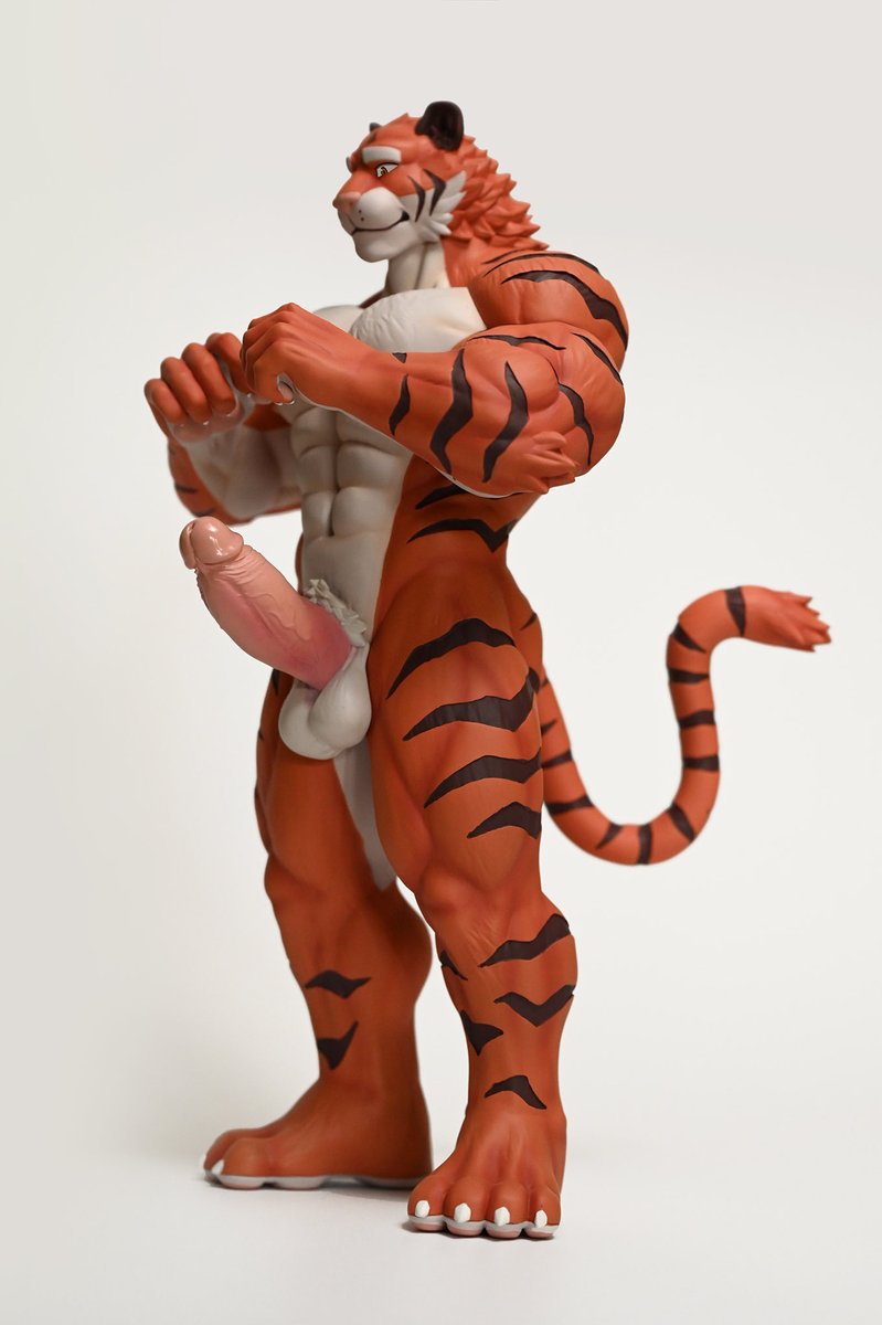 StoreTossatossa's tweet photo. New arrival!!🔥🔥🔥

YANGMEN FLEA MARKET
Character: Lao Hu

Pre order please refer:
https://t.co/rijaY4Pmcc

#furry #bcfigure #toys https://t.co/JQVXwAqHig