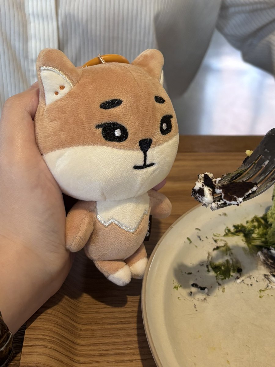 sumuimui's tweet photo. 끙 .. https://t.co/z2FqmayLw6