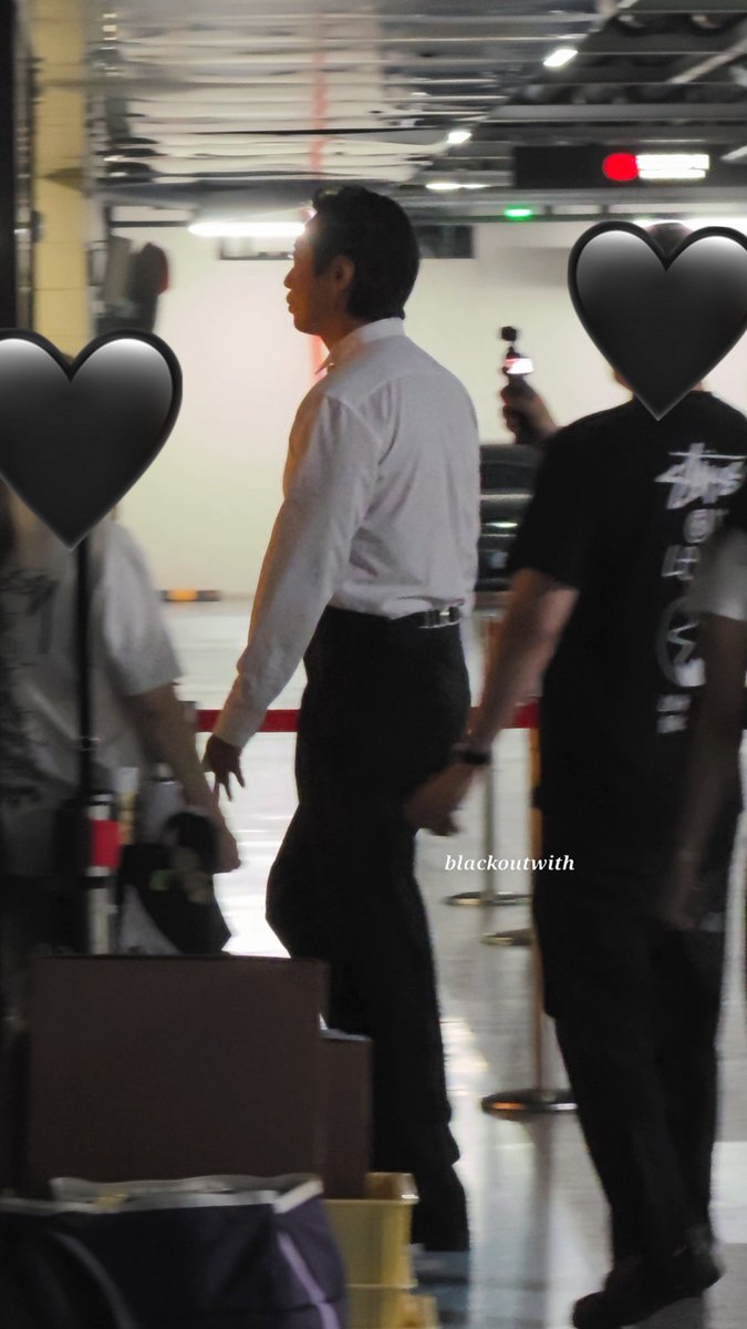 blackoutwith's tweet photo. 260731 청룡 출근 주지훈 https://t.co/5WdQwLjNOz