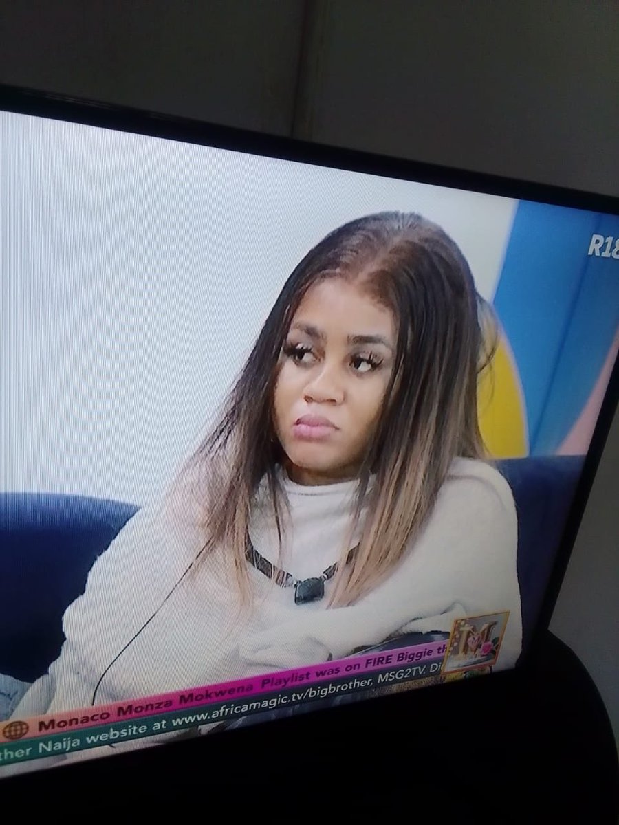 B3ll_imoh's tweet photo. Bell giving side-eyes like they’re immunity coins. 😭😂
#Bells #bbnaija #teambells #bigbrothernaija
@bbnaijas11 @BBNaija https://t.co/0gFvQE6hOP