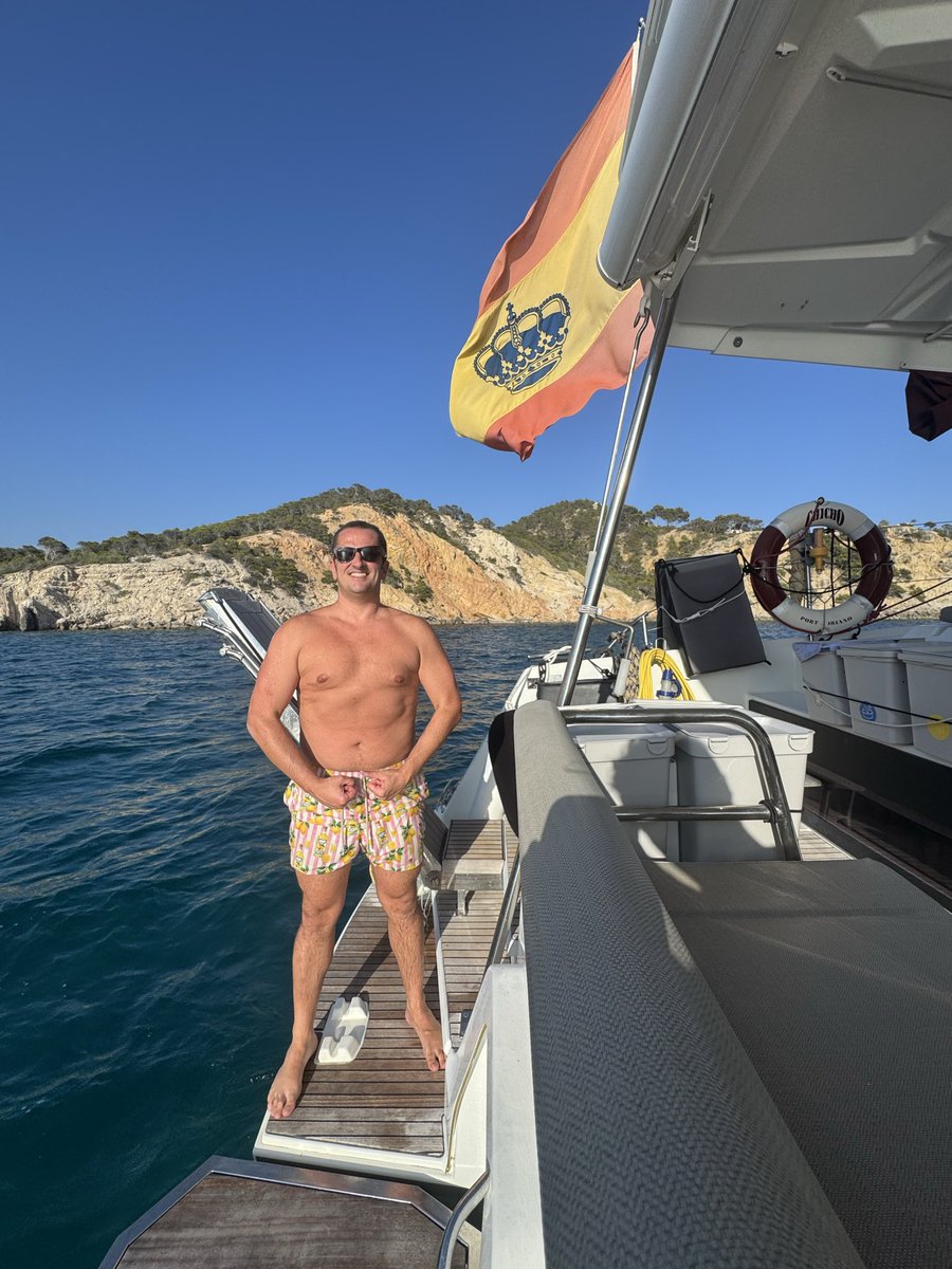 Toniantich1990's tweet photo. https://t.co/9N77ezHovv