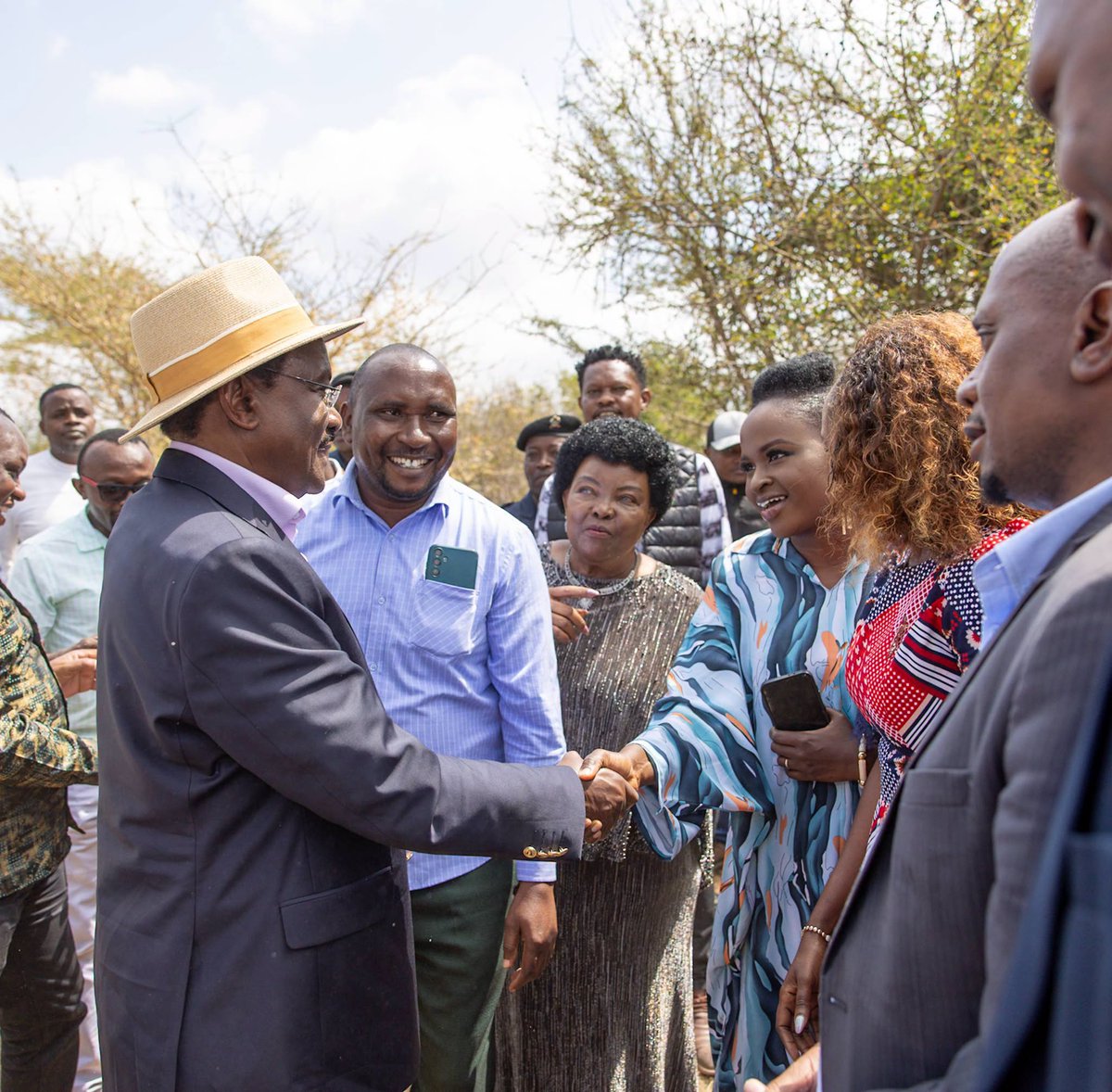 KenyaDigital_'s tweet photo. Wiper Patriotic Front leader @skmusyoka leads a powerful delegation of top political and spiritual leaders to celebrate the legendary Bishop Dr. Titus Masika!
#kenyadigitalnews
#NewsUpdate
#newsfeed https://t.co/ZssWhWa7ls