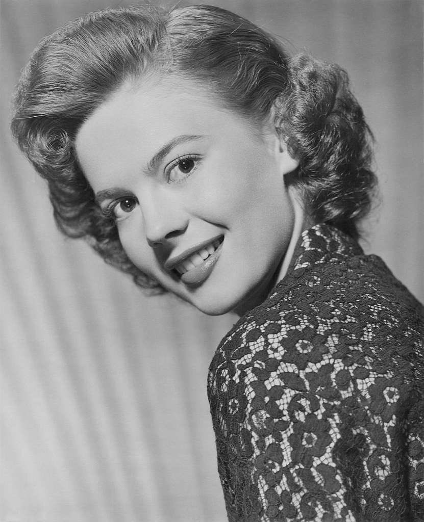 HollywoodYeste1's tweet photo. Natalie Wood https://t.co/DqL8YUEpPu