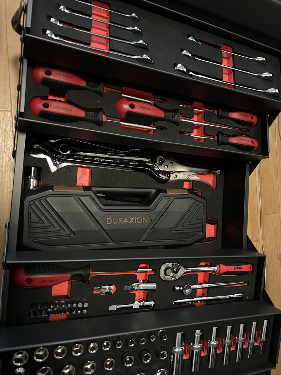 en_offshould's tweet photo. とりあえずの工具セットと+α工具
カブ吉のオイル交換そろそろや https://t.co/g13xovU4HS