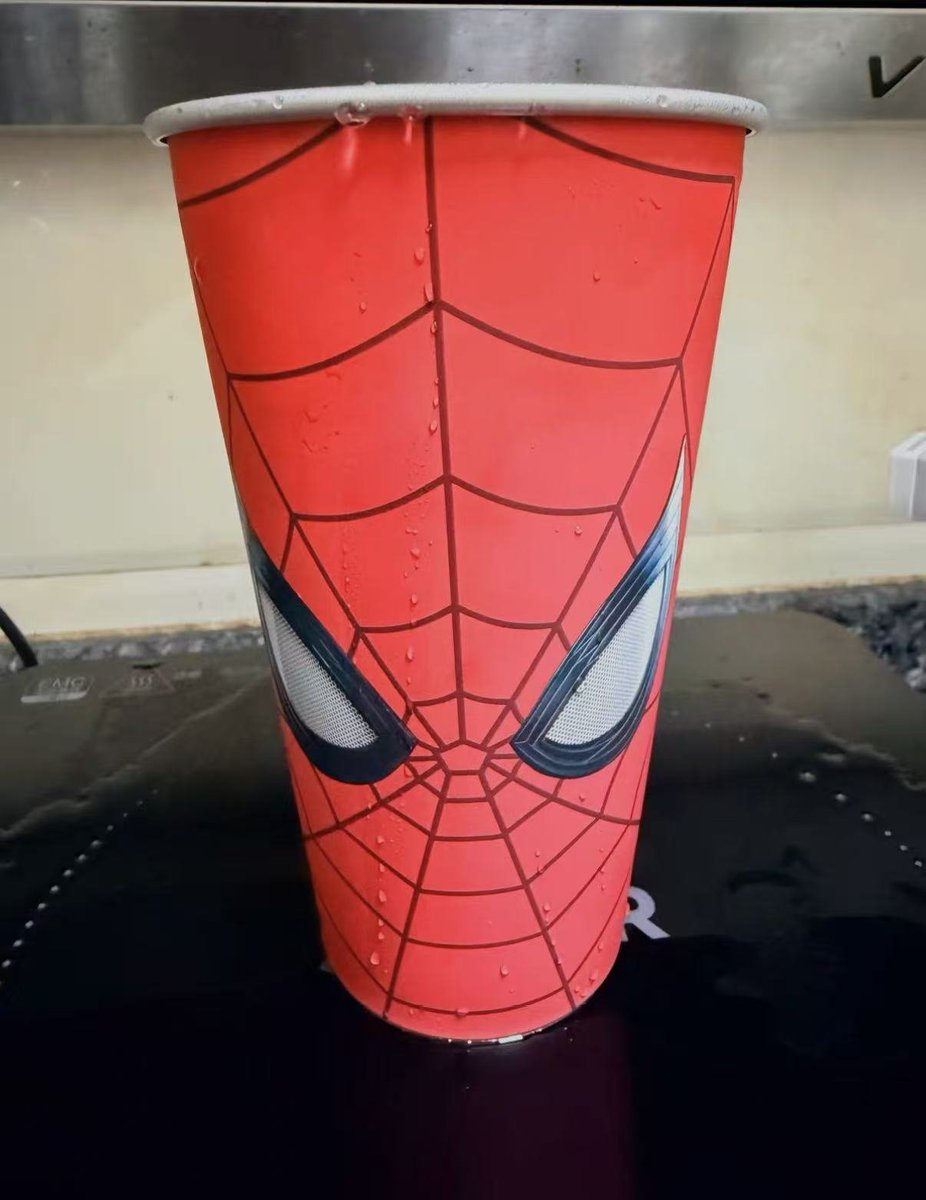 _niink's tweet photo. 🕷️ Pre-Order แก้ว Spider-Man เปลี่ยนสี ❤️

เติมน้ำเย็น ≤12°C แก้วเปลี่ยนจากสีขาวเป็นสีแดง พร้อมลาย Spider-Man และดวงตาเรืองแสงในที่มืด ✨
🥤 สเตนเลส 304 | 700 ml
💰 799.- รวมส่ง
💳 มัดจำ 50% | ชำระส่วนที่เหลือเมื่อสินค้าถึงไทยก่อนจัดส่ง
📦 คาดถึงไทยประมาณ 10 ส.ค.
📌 เครดิต: Facebook Moonveil Wonderland

#SpiderMan #SpiderManBrandNewDay #Marvel #MarvelCollection #Tumbler #ColorChange #CottiCoffee #ของสะสม #พรีออเดอร์ #MoonveilWonderland