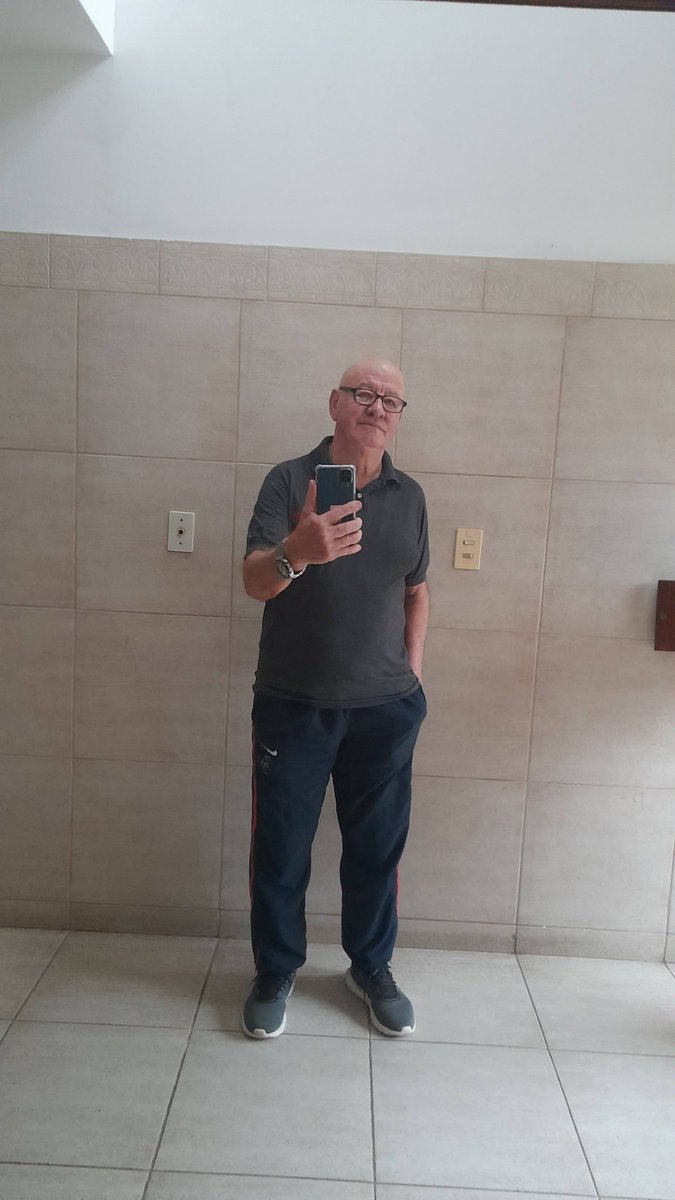 ScottStran3k's tweet photo. Hello https://t.co/ogtByxREnr