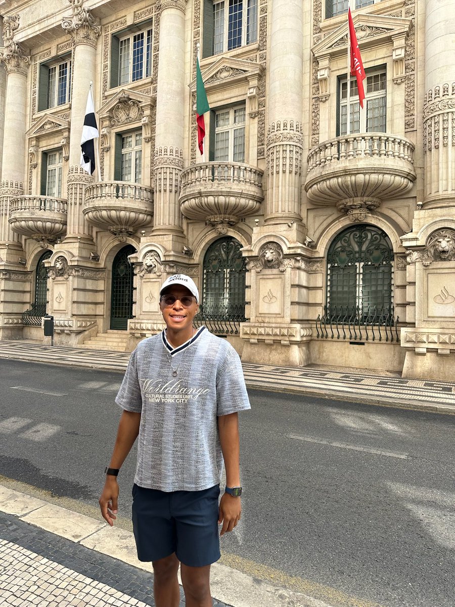 hpierrejacques's tweet photo. A week in Lisbon with my family and friends was such a blessing to celebrate my birthday 🙏🏽 https://t.co/QdMm2j3e50