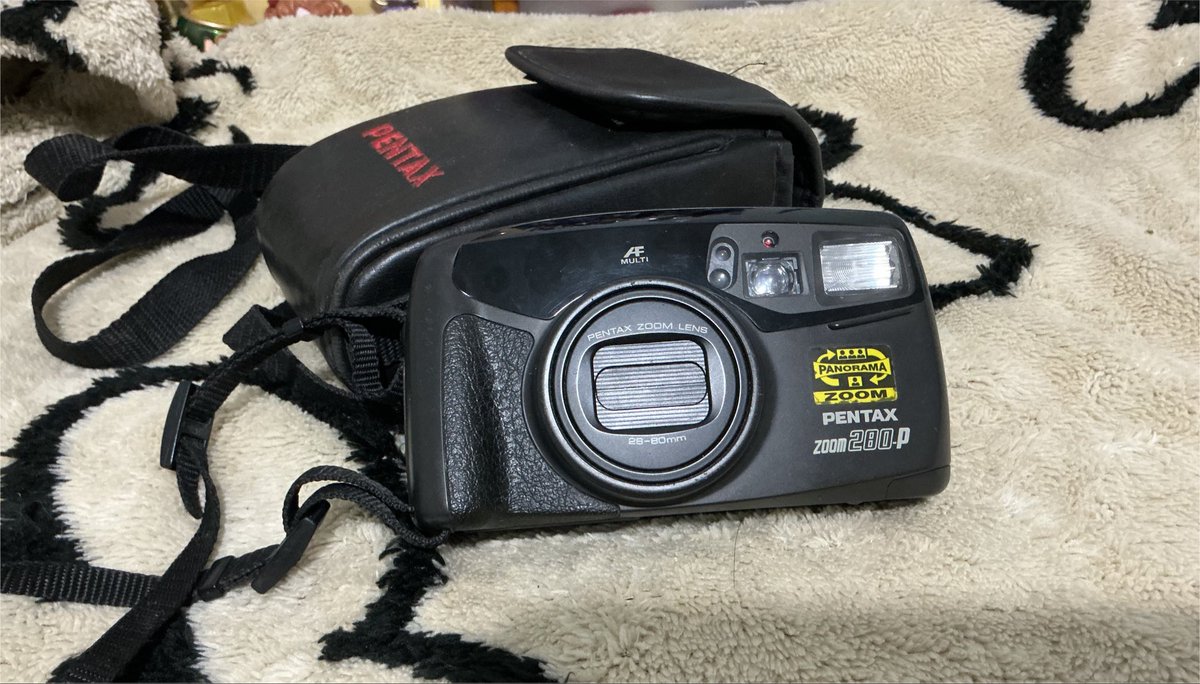 ggrammpjj's tweet photo. ส่งต่อ pentax zoom 280-p 
📍 1000 ส่งฟรี (พร้อมโอนต่อรองได้)
✅กล้องคอมแพค ทำงานเต็มระบบ แฟลชติด เลนส์ใส 
✅ใช้ถ่าน CR123A 2ก้อน ใช้ฟิล์ม 35mm  
✅มีสายคล้องคอ+กระเป๋ากล้องแถมให้
#กล้องฟิล์ม #กล้องฟิล์มคอมแพค #กล้องฟิล์มมือสอง #กล้องฟิล์มมือสองราคาถูก #กล้องฟิล์มราคาถูก https://t.co/Tfxw5dzsuD