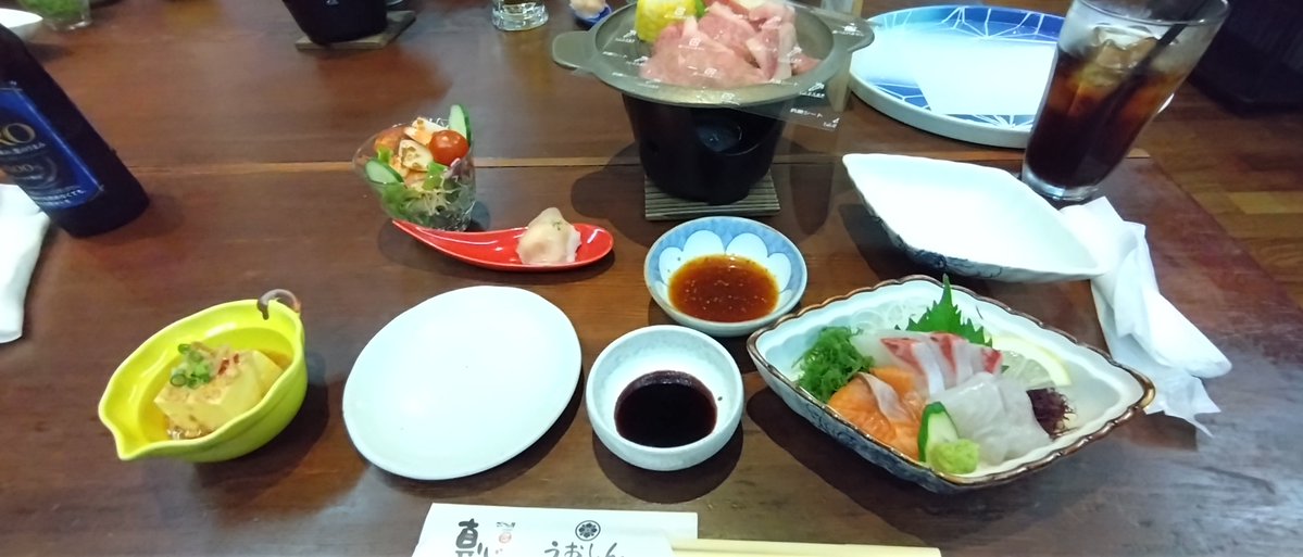 Gerbera_mtg's tweet photo. 50代のおじさん達と接待
一番盛り上がったのが映画ちいかわの感想戦だったのが草

ちいかわは一般教養です https://t.co/lgX4uMoHao