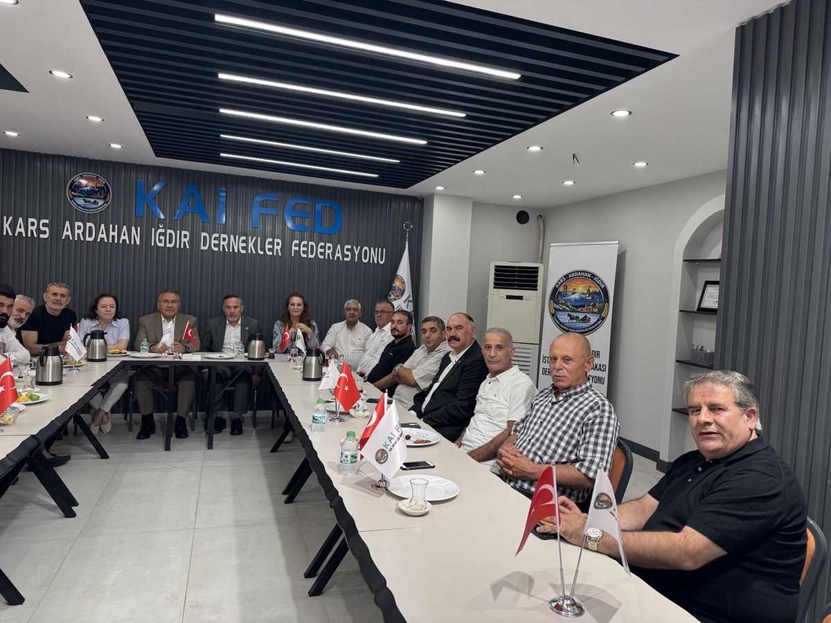 KAIFEDERASYON's tweet photo. federasyonumuzu ziyaret eden Yeni Parti İstanbul İl Başkan Yardımcısı Sayın Ahmet Baylan, STK'lardan Sorumlu Sayın Duygu Çelik, Veysel Sarar ve kıymetli heyetlerine nazik ziyaretleri için teşekkür ediyoruz.

Samimi sohbetleri ve verimli istişareleri bizleri memnun etti. https://t.co/QGgFg8VW6M