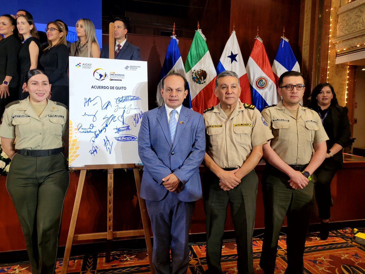 Defensoría Pública del Ecuador tweet media