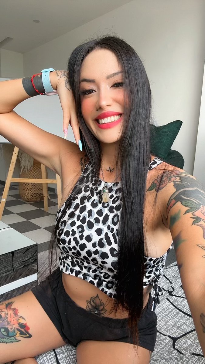 ValeBianch_'s tweet photo. Let's get kinky, sweethearts 👉 https://t.co/6nV1XW6XxP #stripchat #stripchatlive https://t.co/lXyeQpVEv0