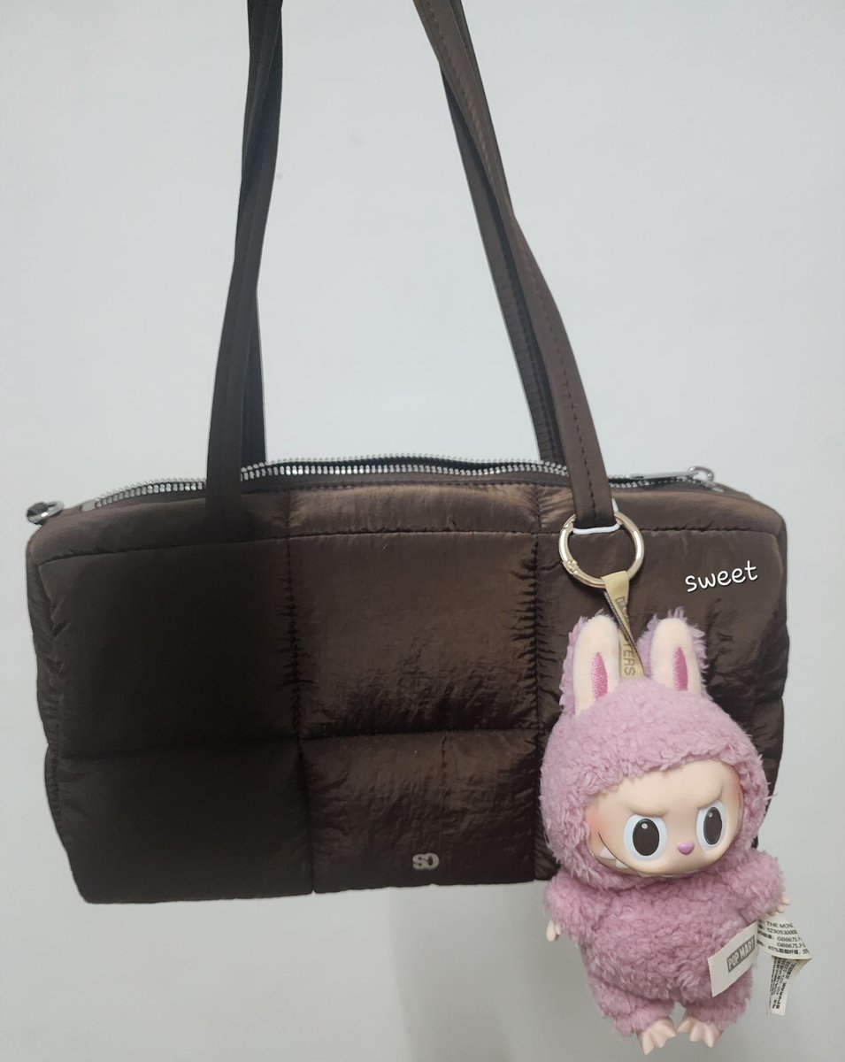 SweetpeaCloset's tweet photo. @mhauyypcr 👜STAND OIL / double bubble bag

ใบไม่ใหญ่มาก แต่จุของได้เยอะ สะพายแล้วน่ารักดีค่ะ กดโค้ดนั่นนี่แล้วลดเยอะมากๆ  คุ้มๆค่ะ

#ShopeeAffiliate #ป้ายยา #standoil 

🎀 https://t.co/mZiV8spmtY https://t.co/PxHxEgJgNp