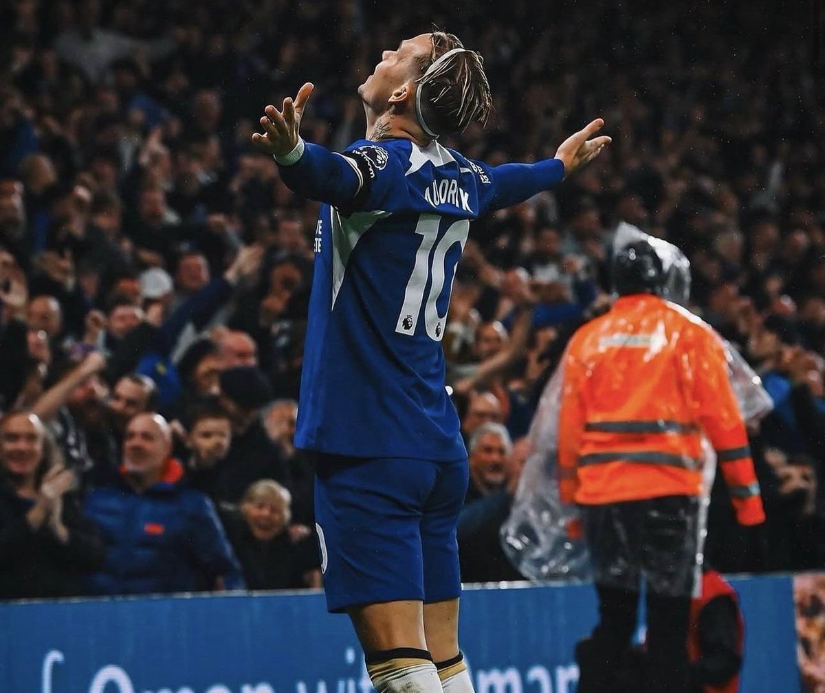 VeyroCFC's tweet photo. 🚨Mykhailo Mudryk transfer history 

1.Arsenal Kyiv(2011-2015)

2. Shaktar Donetsk (2015-2016)

3. Chelsea (2016-2017)…… hate https://t.co/3gycPYrBkJ