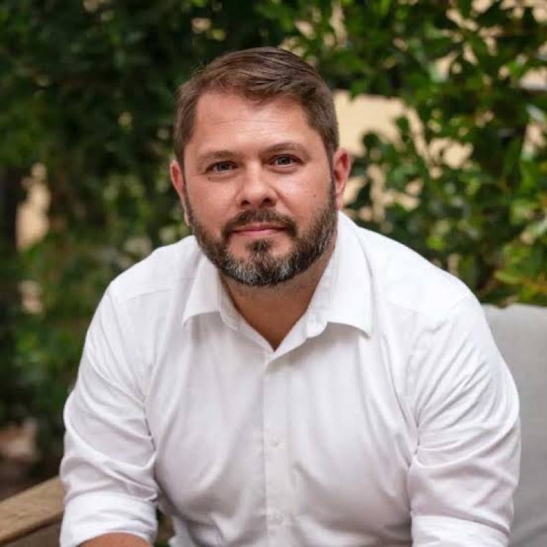 Milajoy's tweet photo. Do not let this fade.

Arizona Senator Ruben Gallego has been accused by two Senate staffers of sexual assault. 

He needs to be REMOVED from the Senate. 

Where the heII is John Thune on this?

God, he's WORTHLESS. https://t.co/XEqakBkBnC