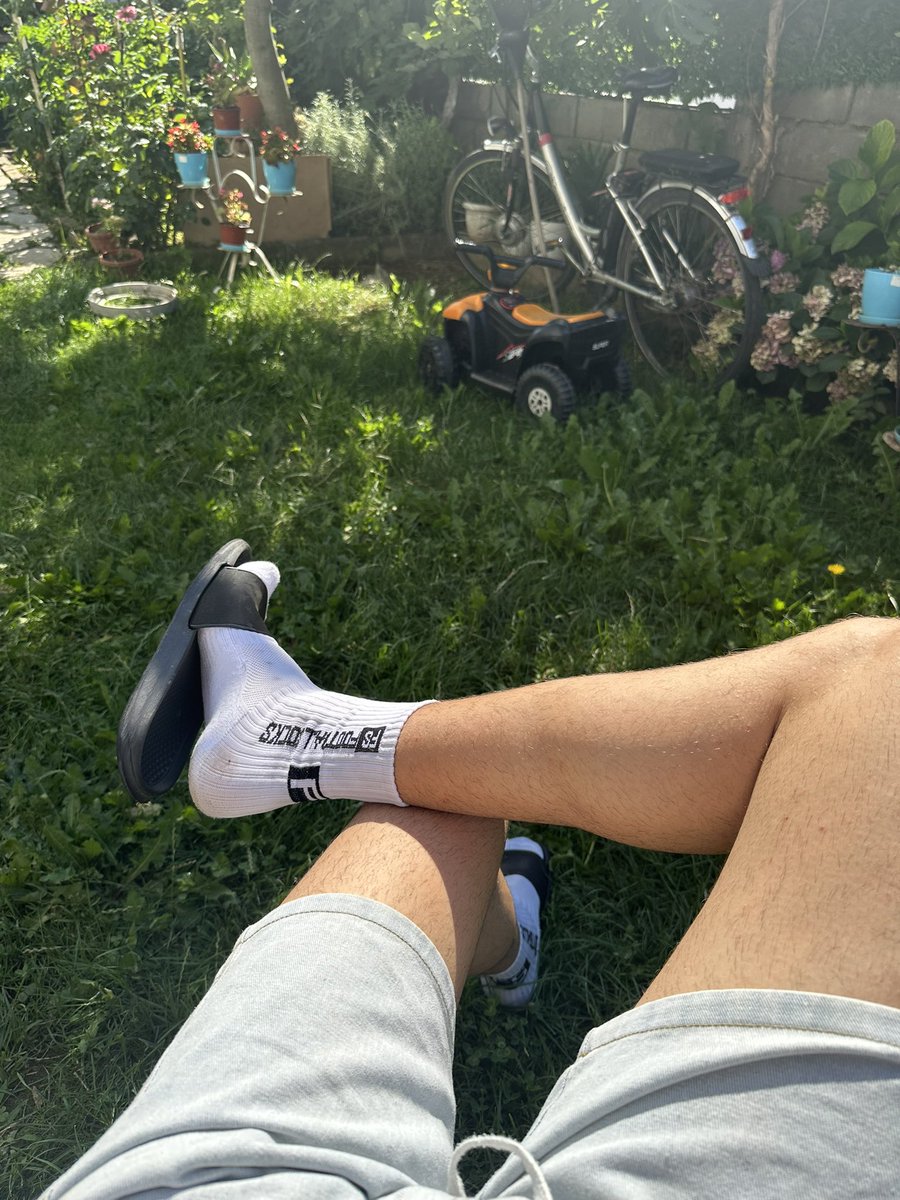 alfamasterF's tweet photo. Keyif yaparken köle sömürmek >> 
500 tl limitli kart bilgisi atın dm ye derhal🫴🏻💳🐶. #finansalköle https://t.co/lIv9ClVeDv