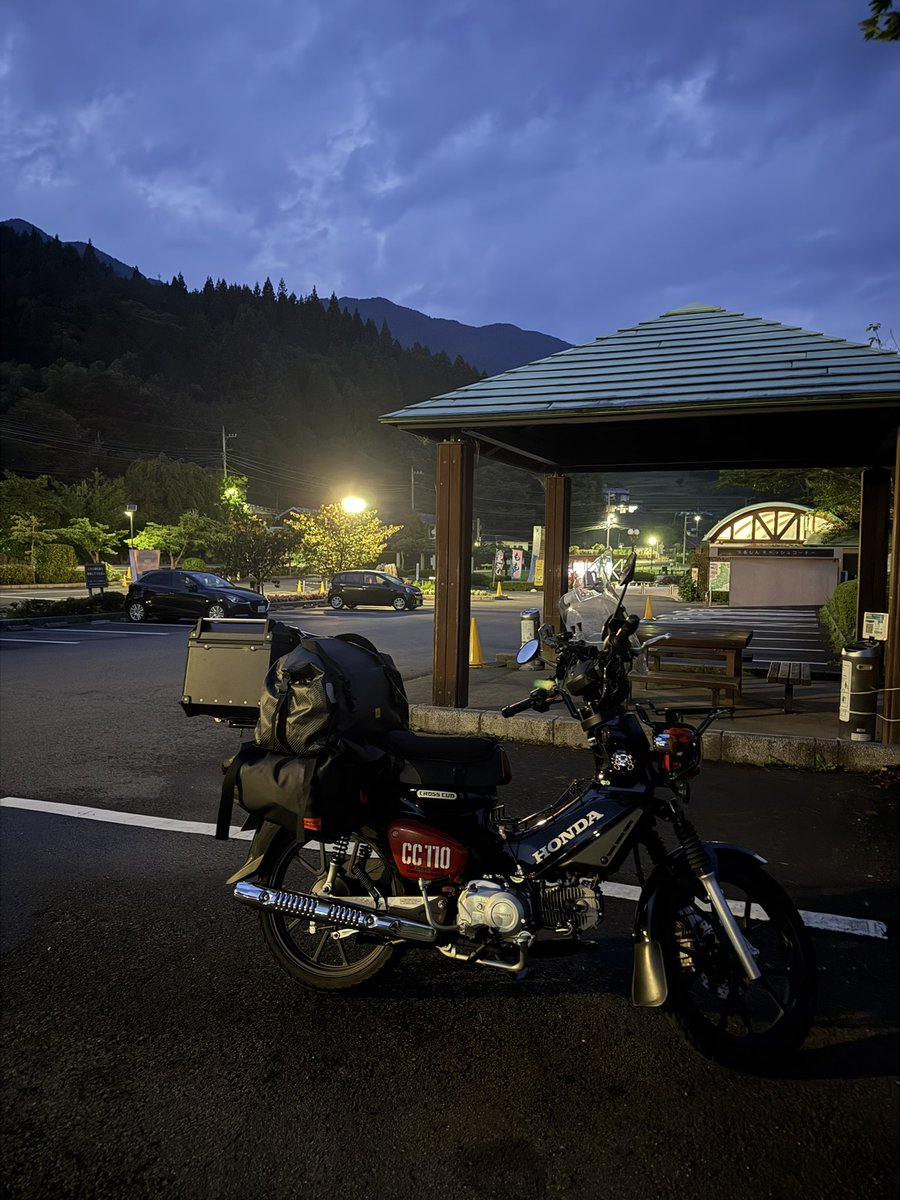 No_king_rider's tweet photo. ちょっと徹夜して香川県の讃岐うどん食ってくるよ〜 https://t.co/gRO27GpAsS