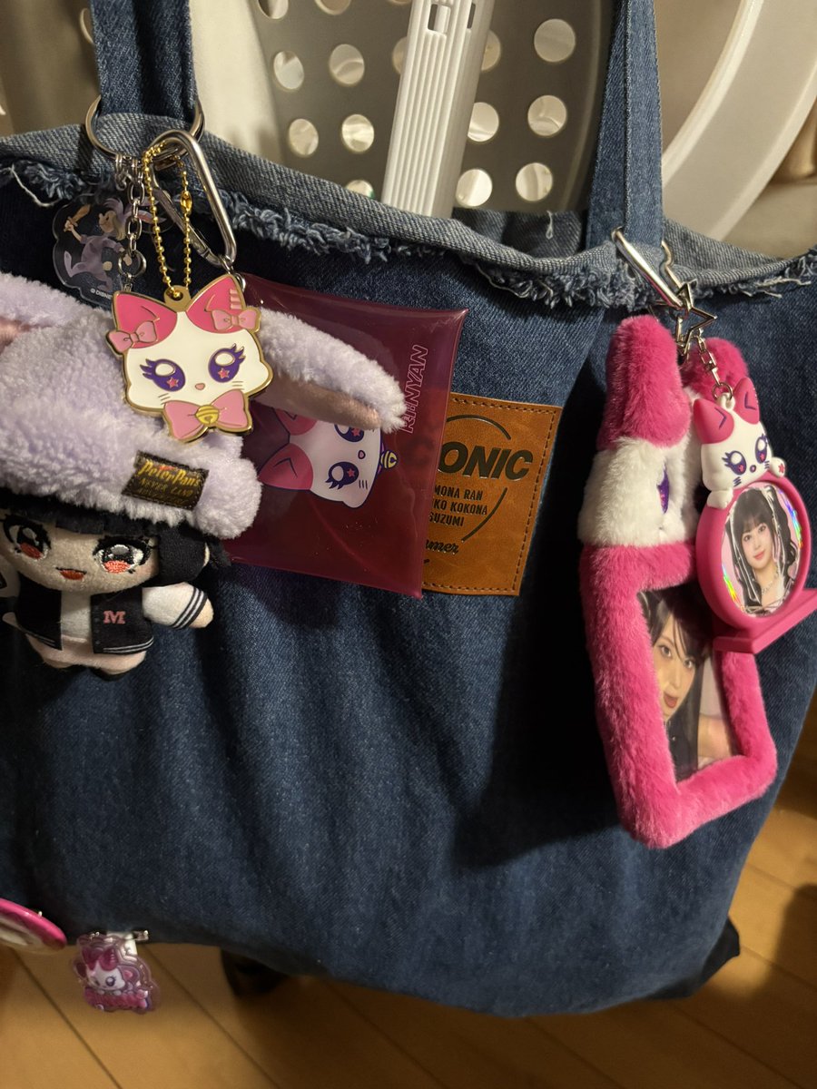 mo_me_i_'s tweet photo. これ私です　よろしくお願いいたします https://t.co/4Xu1dCUm49