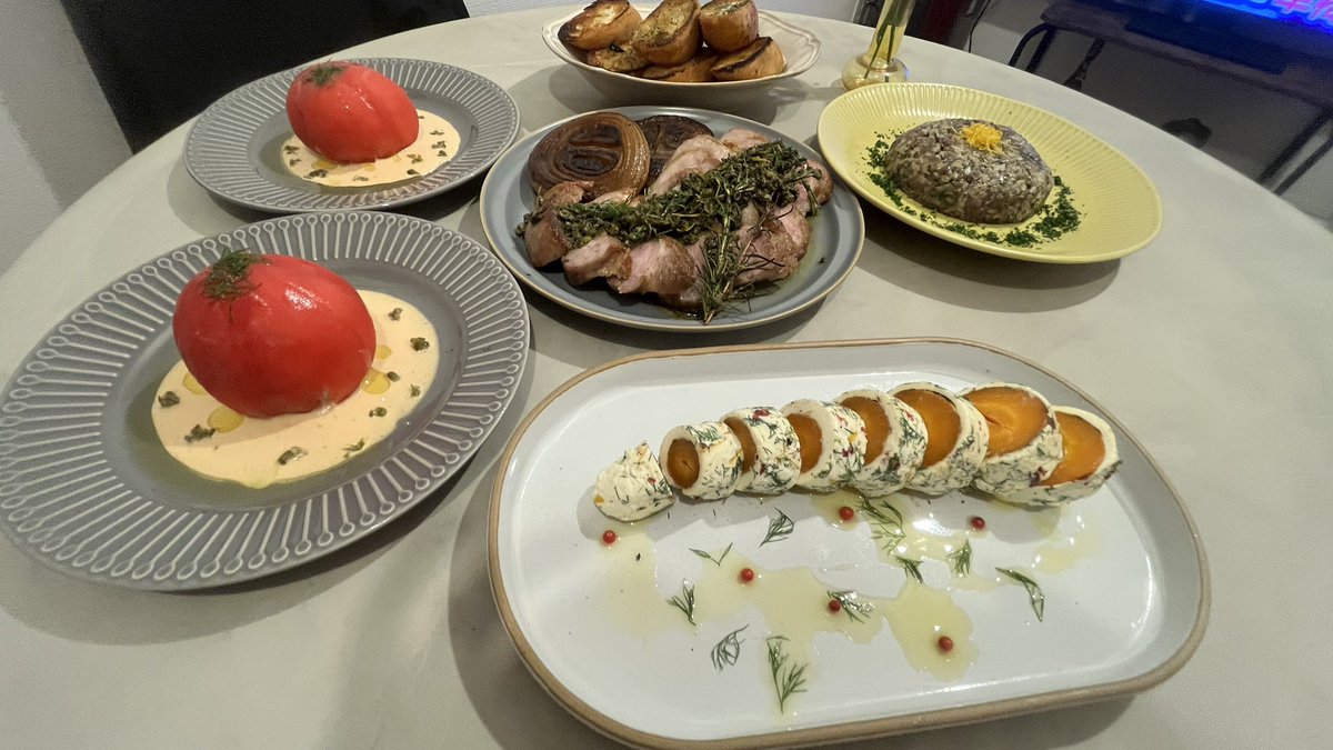 WEIN_HAKAman's tweet photo. あー、
そういえば俺
ミシュラン二つ星で働いてたんだったわ https://t.co/1C3nJYrqJy