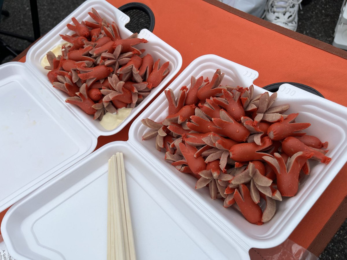 arquero180's tweet photo. 今年も買った九十九匹のタコさんウィンナー

#男鹿フェス飯
#99麺 https://t.co/W1s49gkFBM