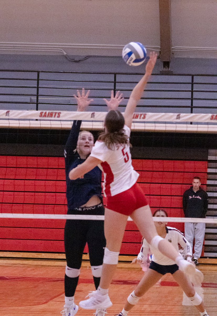 SMUSaints_VB's tweet photo. Happy Birthday to our junior middle blocker/right side hitter Sophie Armstrong! Wishing you all the best today! 🏐🎉 https://t.co/Cm2HEkm9GW