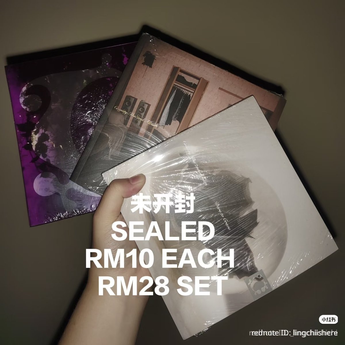 realize_woobin's tweet photo. 🎊 WTS CLEARANCES CRAVITY PC AND SEALED ALBUM 🎊

DM ME IF INTERESTED ❤️‍🩹 
#pasarCRAVITY #pasarCRVT https://t.co/k7PjmZ3KIs