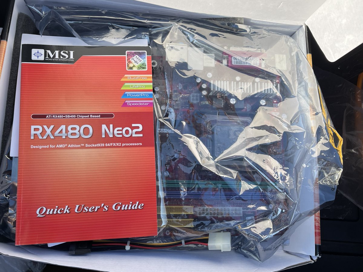 RetroFox8Bit's tweet photo. Found a little something for Flea Market Friday - this MSI socket 939 mainboard was in a bin with a CPU for $5. Digging around some more, I found the CPU box with the cooler and fan still inside for another $3. It'll be fun to put in a case and tinker with :) https://t.co/QtbmNnc4eD